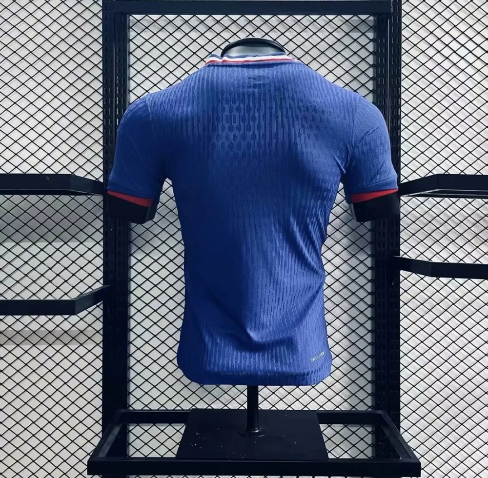 2425 Home of France