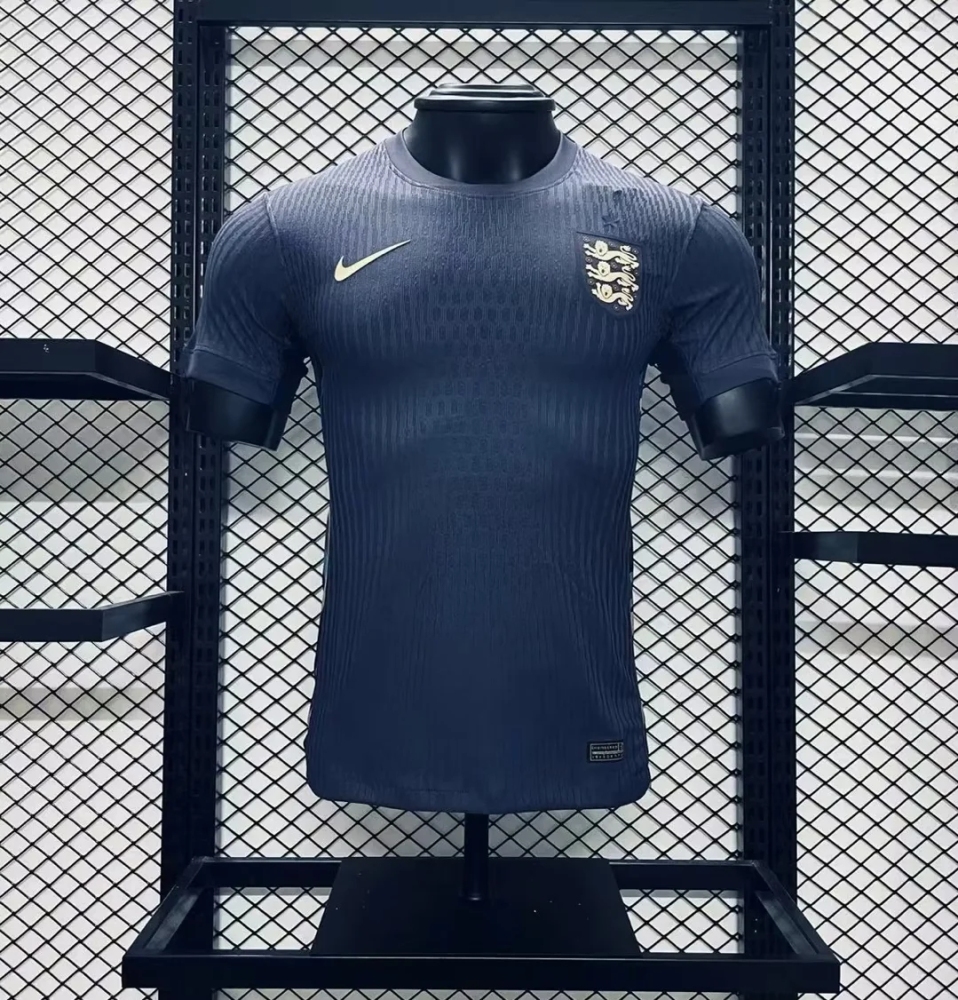 2425 England away  Player edition