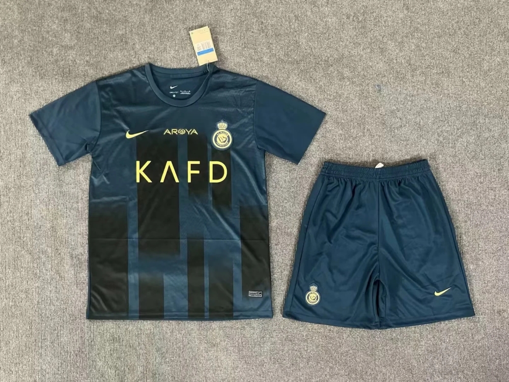 Adult   Al-Nassr FC Away and Home 24/25  Short-sleeved Soccer Kit