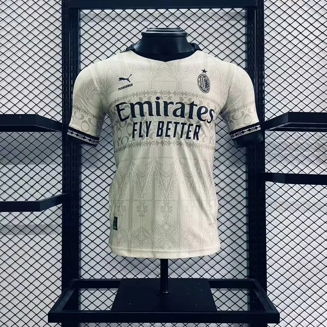 2425 AC fourth away white