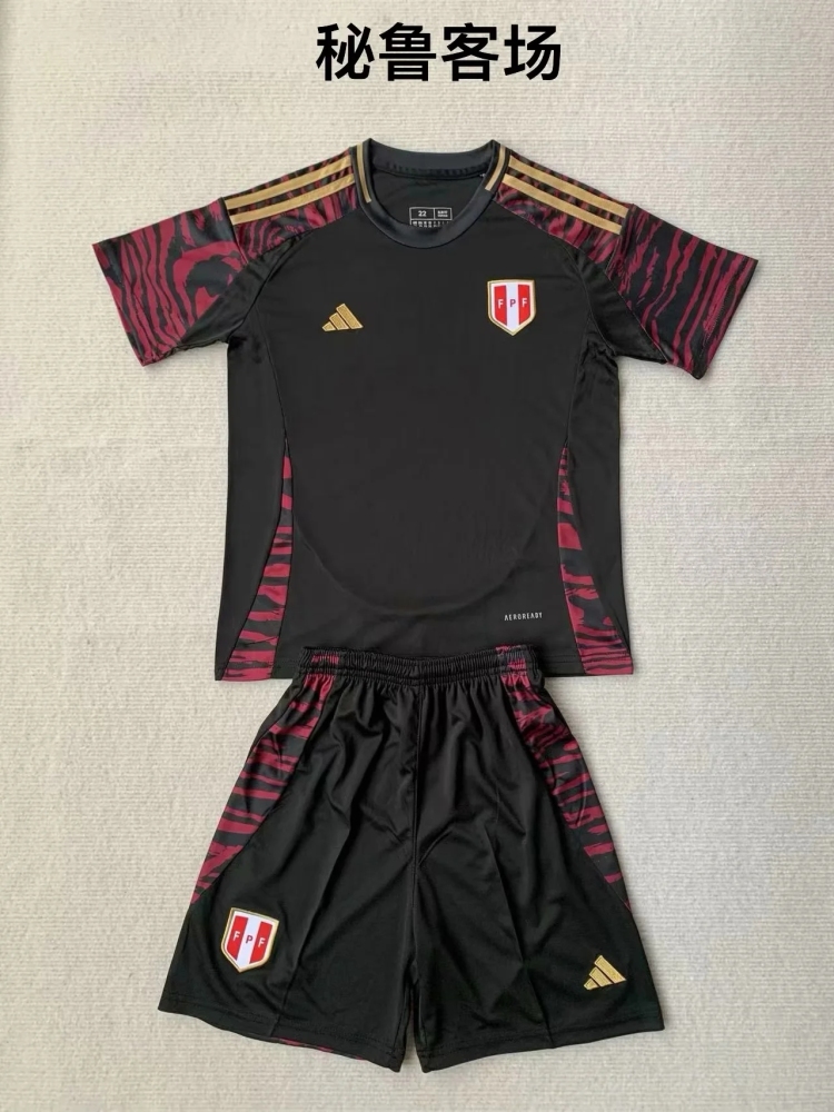 Adult   Peru Away 24/25  Short-sleeved Soccer Kit