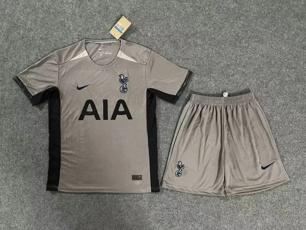 Adult   Tottenham Hotspur F.C. goalkeeper and Away 24/25  Short-sleeved Soccer Kit