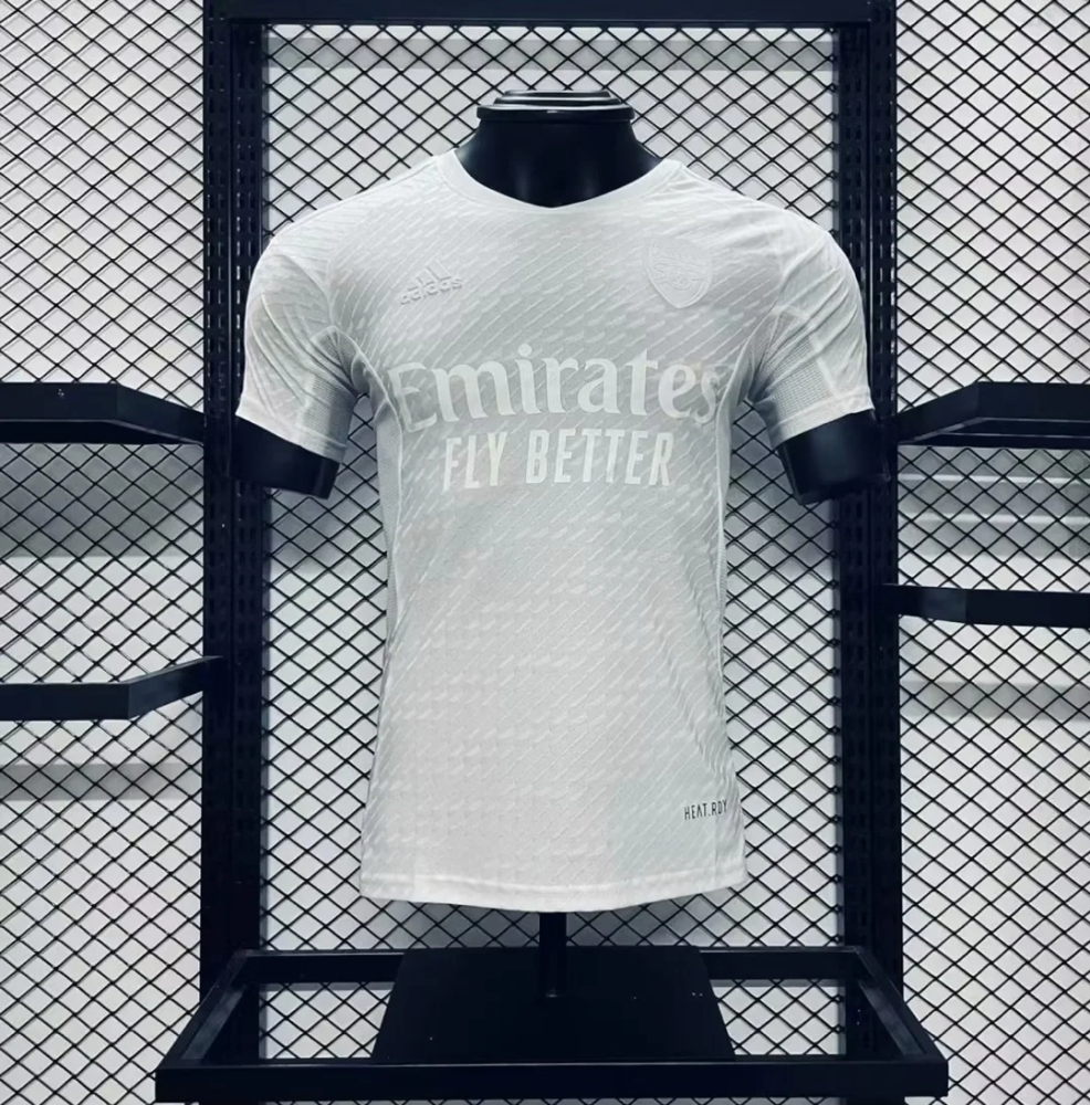 2425 Arsenal White