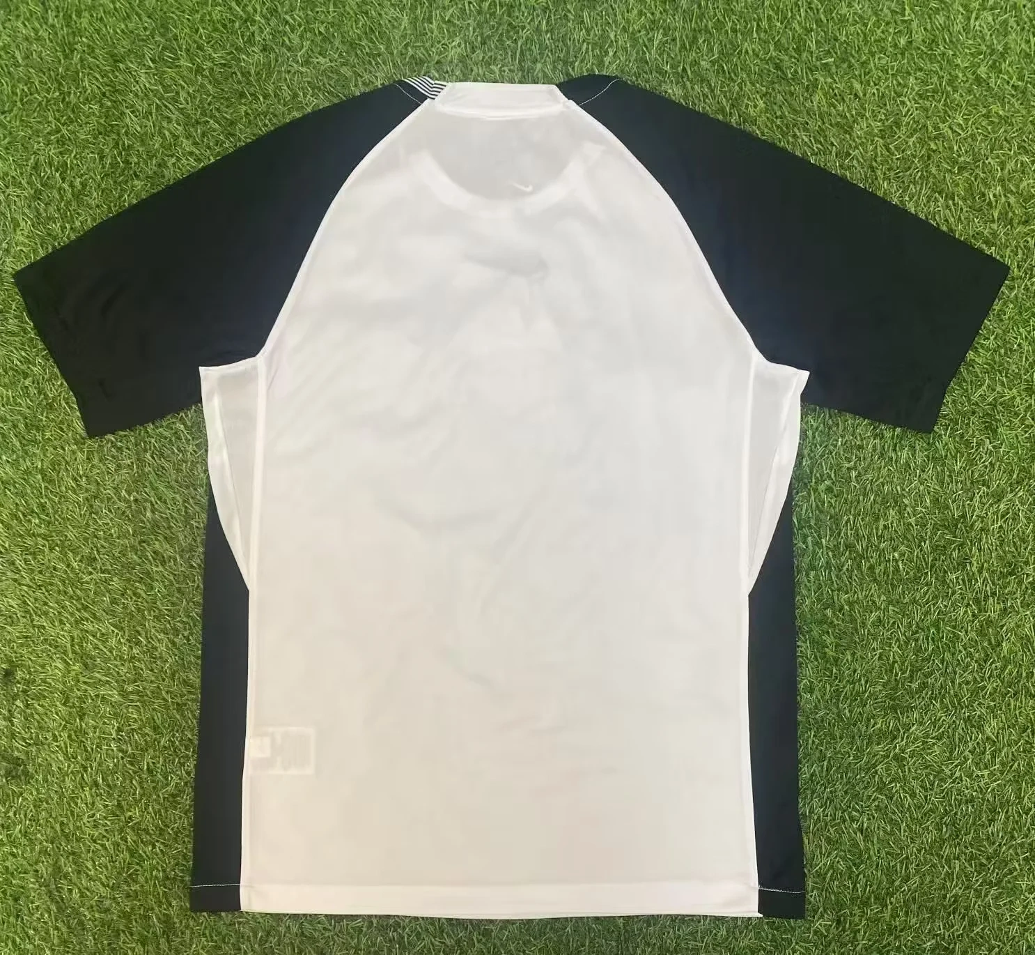 25-26 Corinthians Home Jersey | thai version | black-white | short-sleeved | 416
