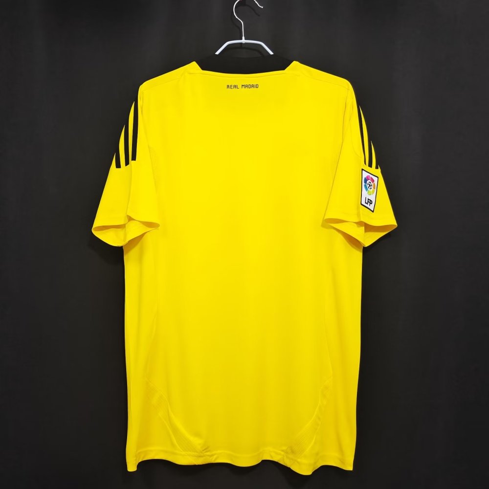 2011-12 Real Madrid Goalkeeper Jersey | yellow | short-sleeved | [Retro Edition] | 710