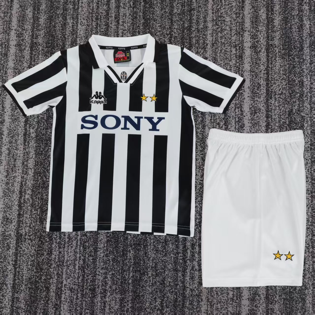 Kids 95-97 Juventus home Soccer Jersey | short-sleeved | retro version