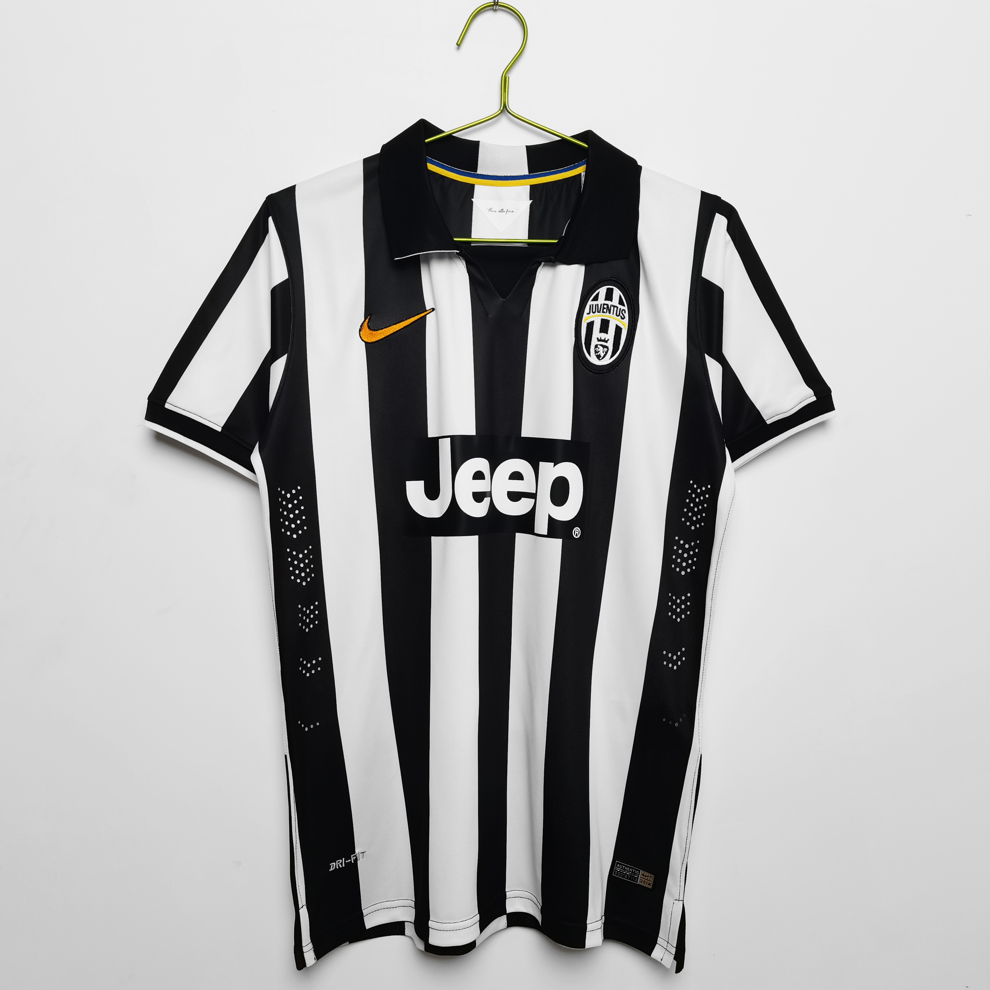 2014 15 Juventus Home Jersey | short-sleeved | [Retro Edition] | 710