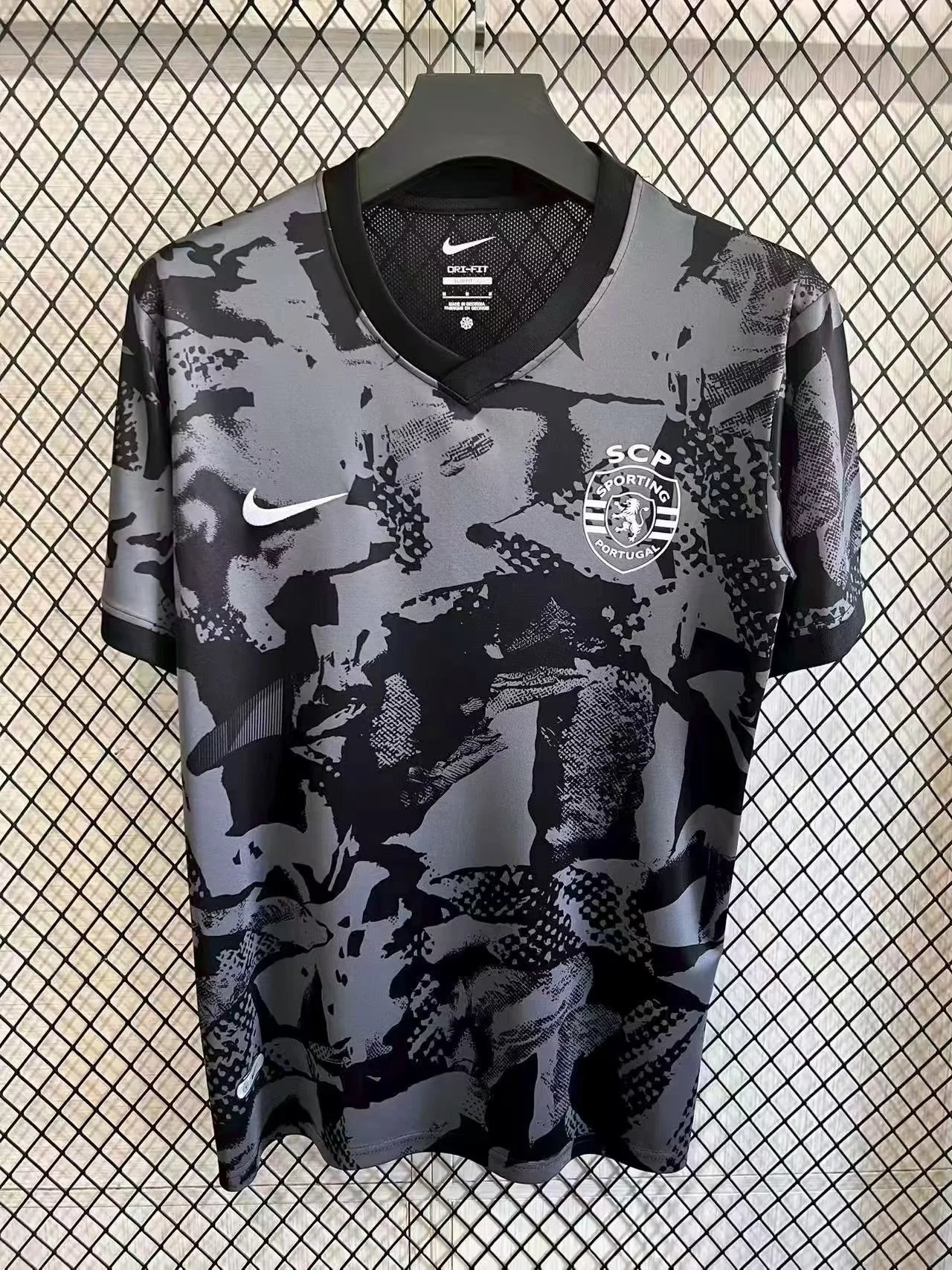 25 26 Sporting CP train Jersey | Sporting Clube de Portugal | SCP | Lisbon | 269