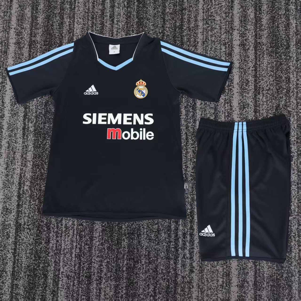 2003-2004  Real Madrid Retro away gameJersey  short-sleeved | [Retro Edition] |