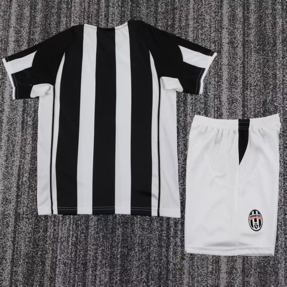 2003-2004 Juventus Retro  home gameJersey  short-sleeved | [Retro Edition] |