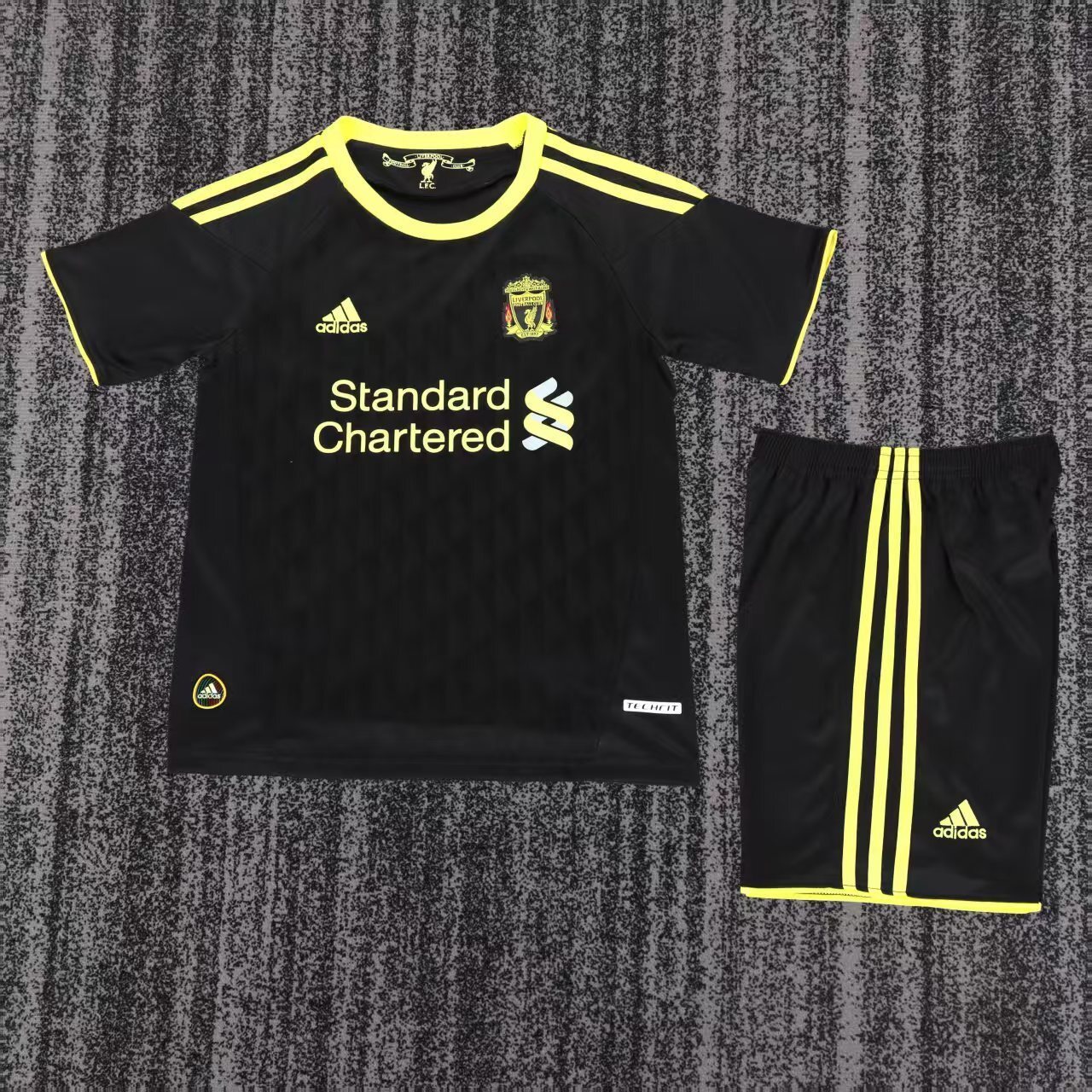 2010-2011 Liverpool Retro  away gameJersey  short-sleeved | [Retro Edition] |