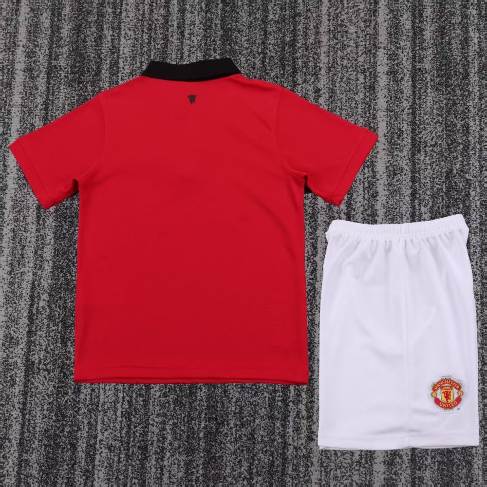 2013-2014   Manchester United Retro  home gameJersey  short-sleeved | [Retro Edition] |