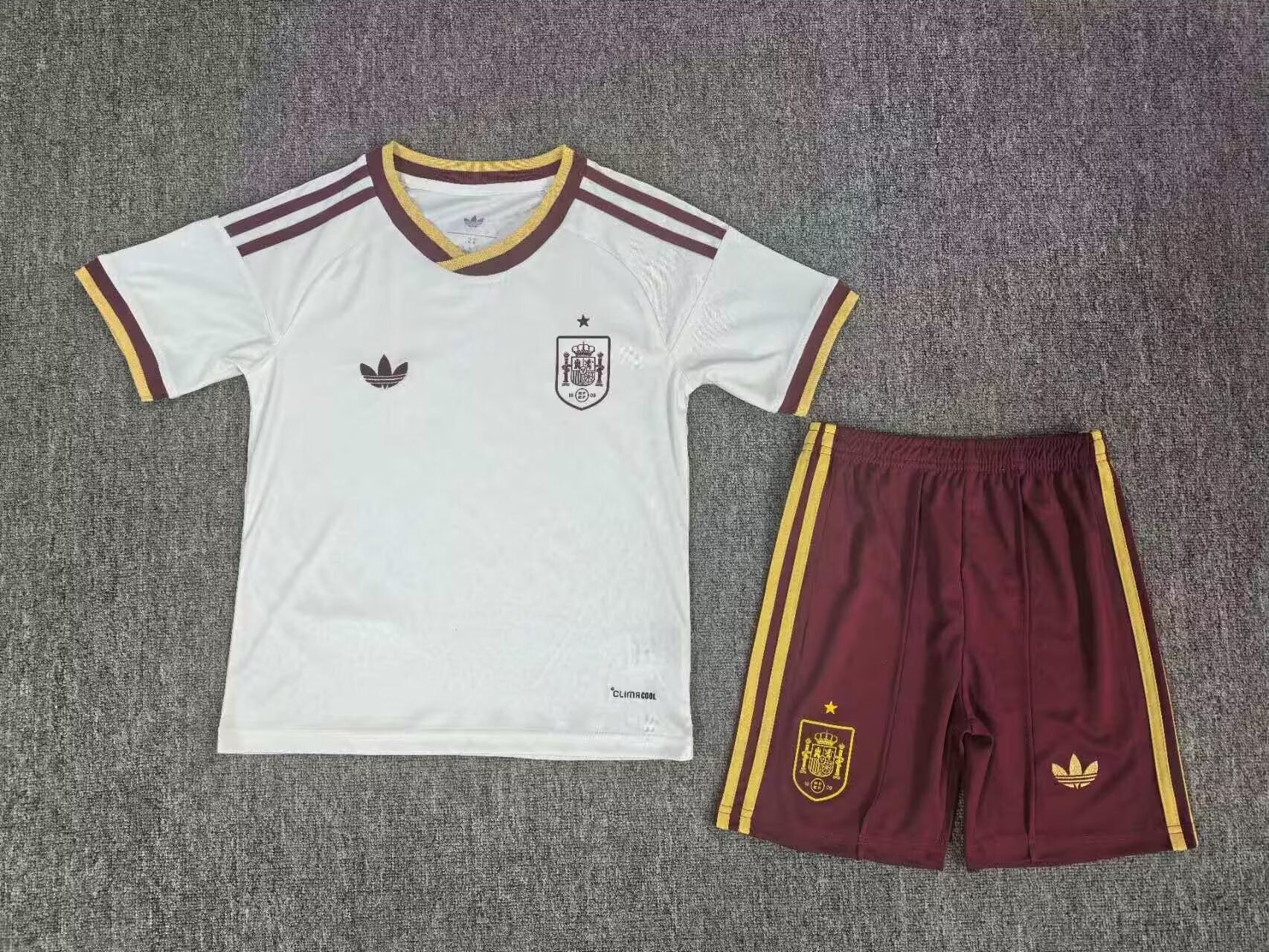 Kids 26-27 World Cup Spain Home Soccer Jersey | short-sleeved | 百利原