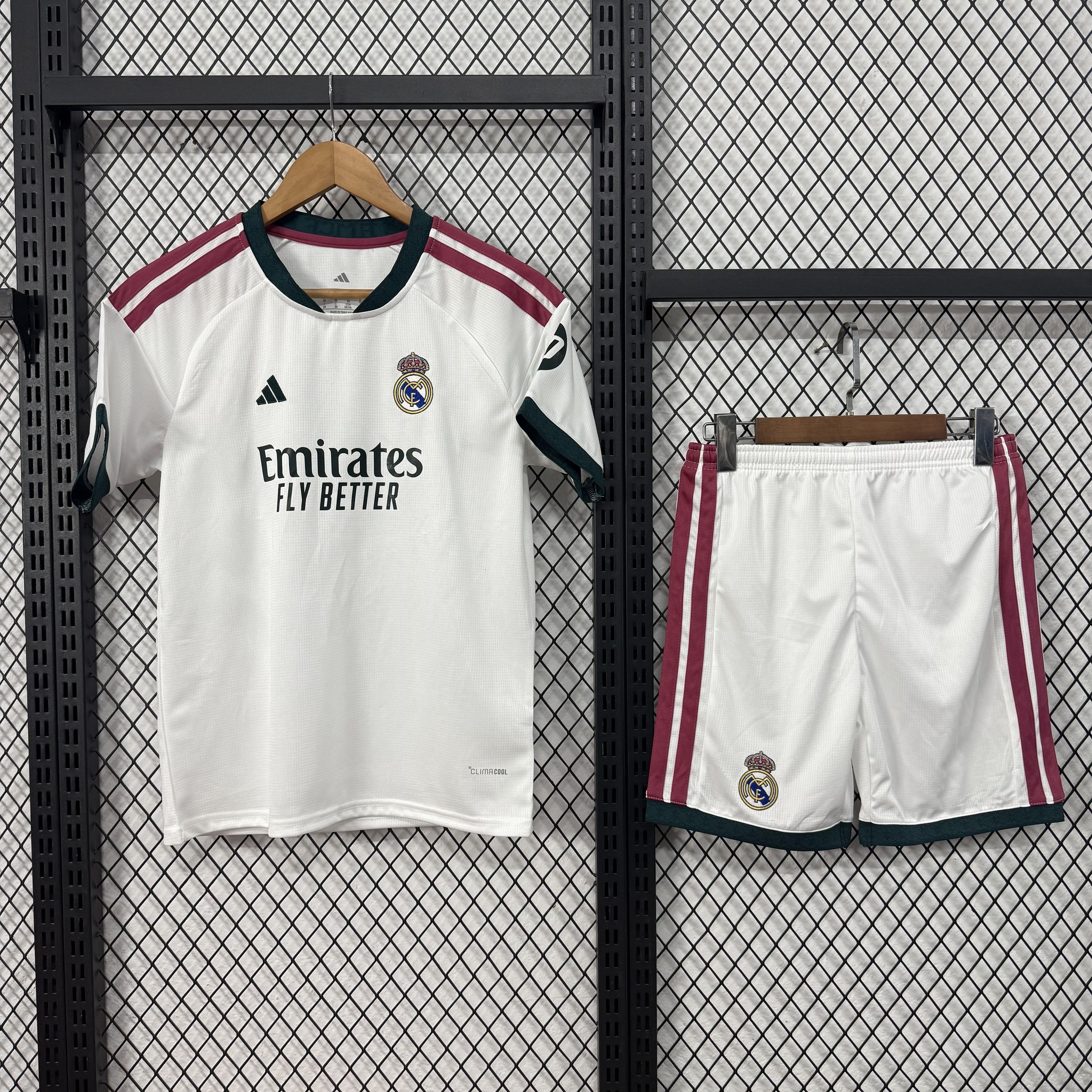 Real Madrid 2026-2027 home  Soccer Jersey Adult