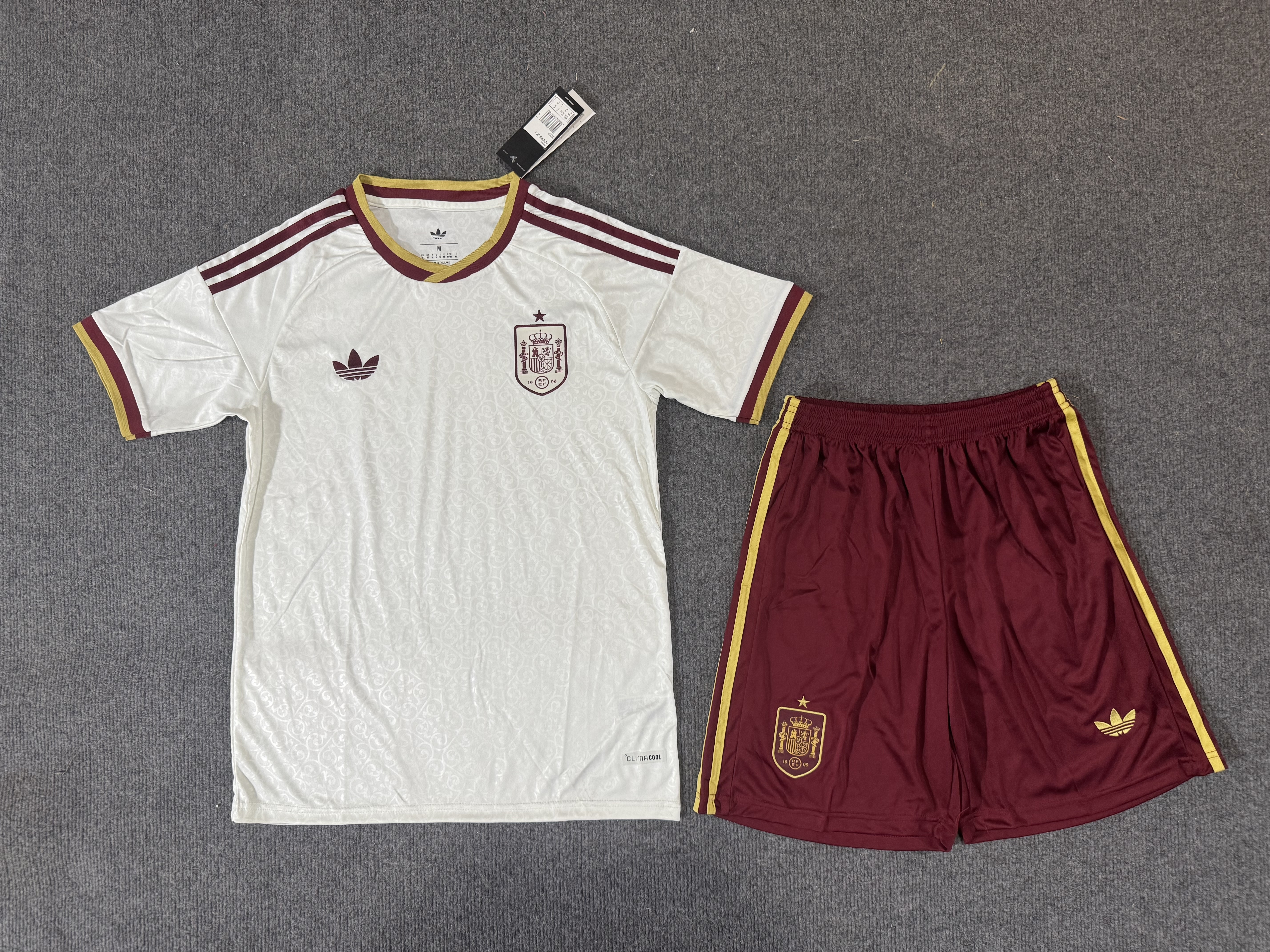 Spain 2026 away Soccer Jersey Adult