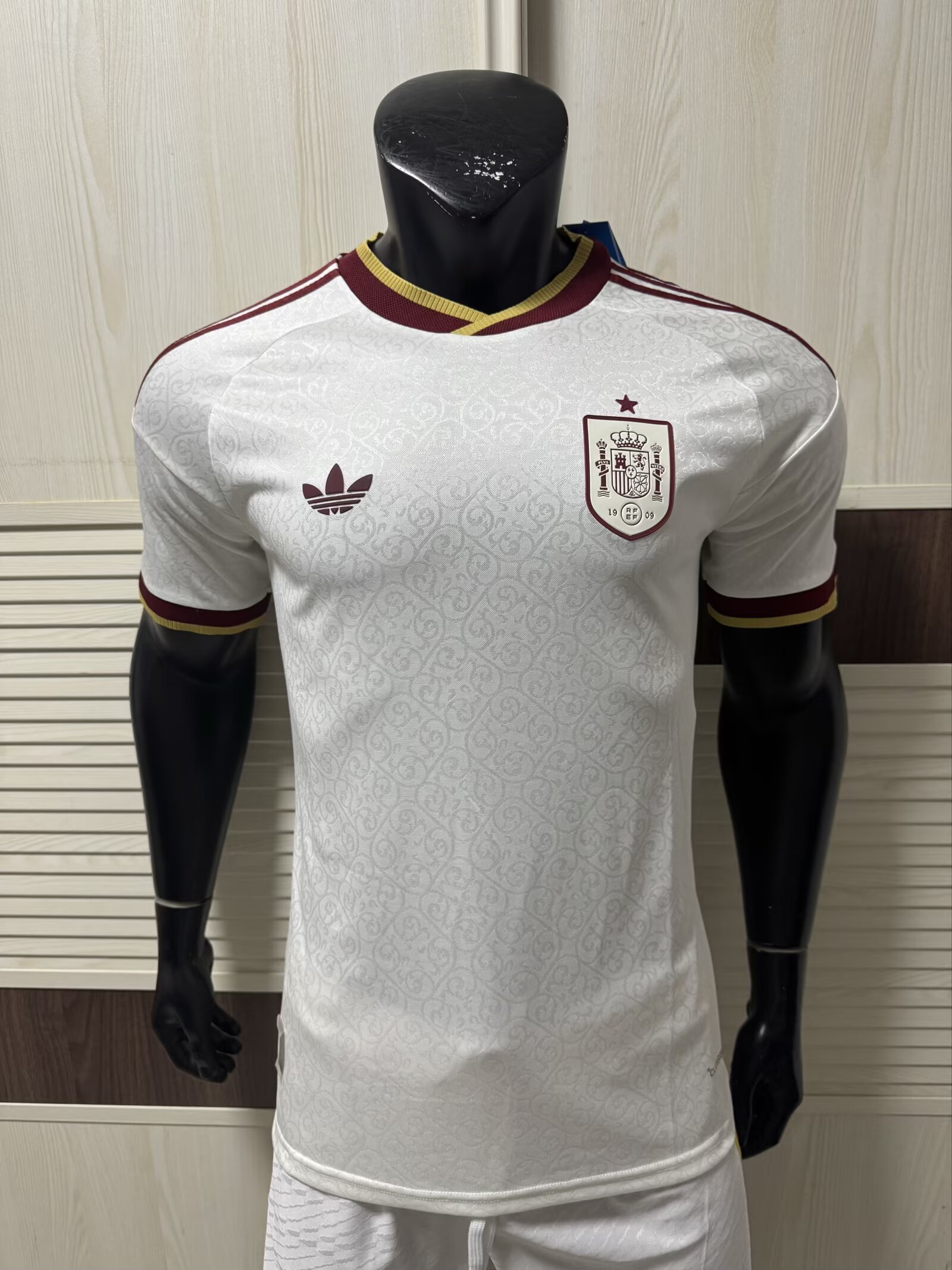 Spain 2026 away  Jersey player version