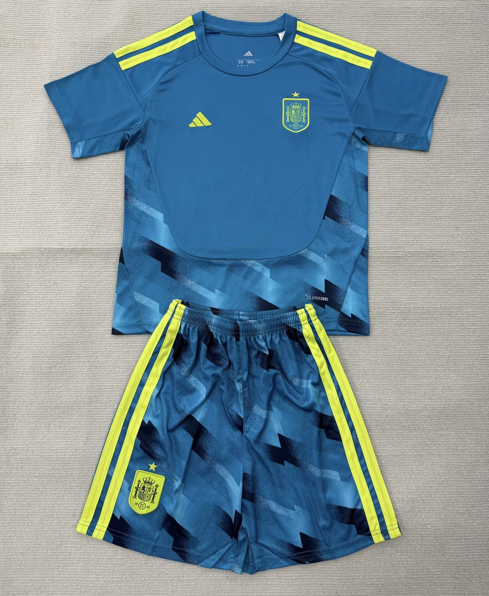Kids 26-27 Spain 2026 goalkeeper Soccer Jersey | short-sleeved | 百利原
