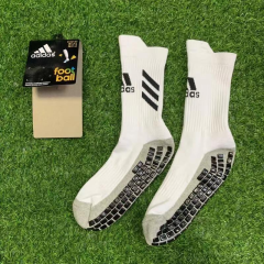 socks-white