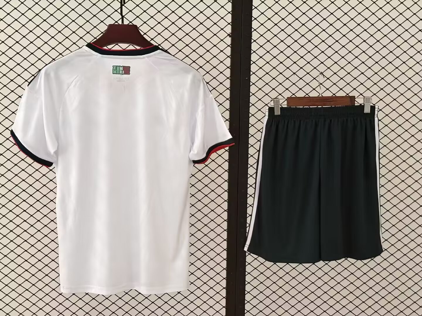 Mexico  away 2026-2027   jersey suit