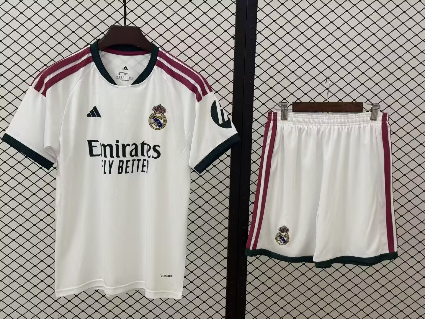 Real Madrid home 2026-2027   jersey suit