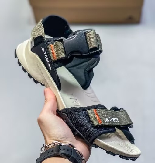 Men's outdoor sandals