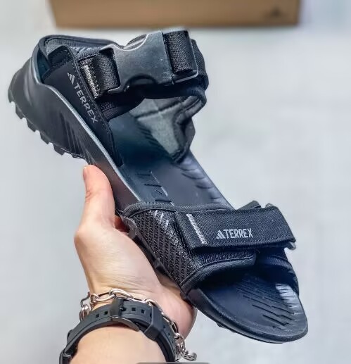 Men's outdoor sandals