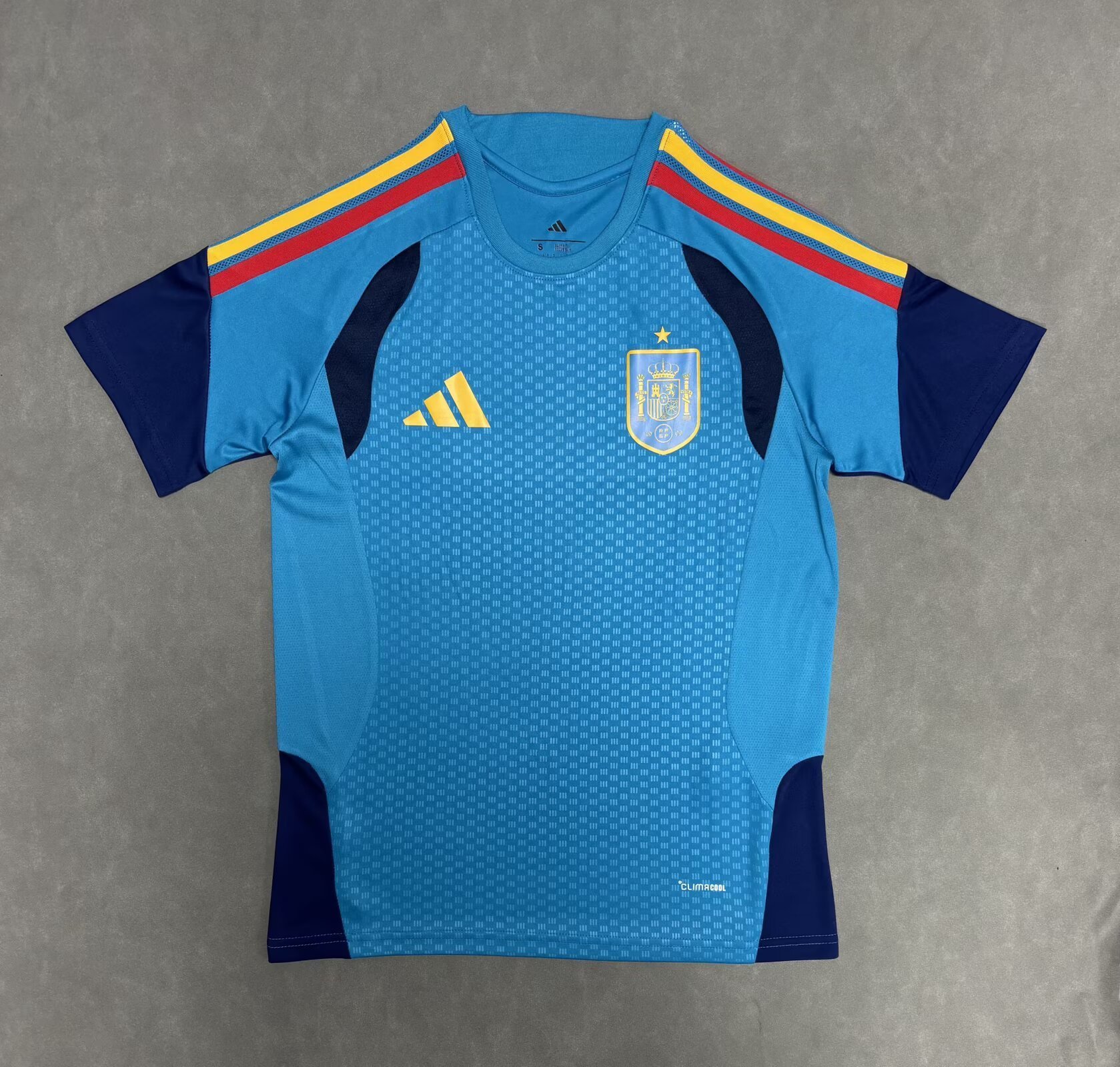 2627 Spain Training Suit  Shirt |  Thai Version Quality | C14012