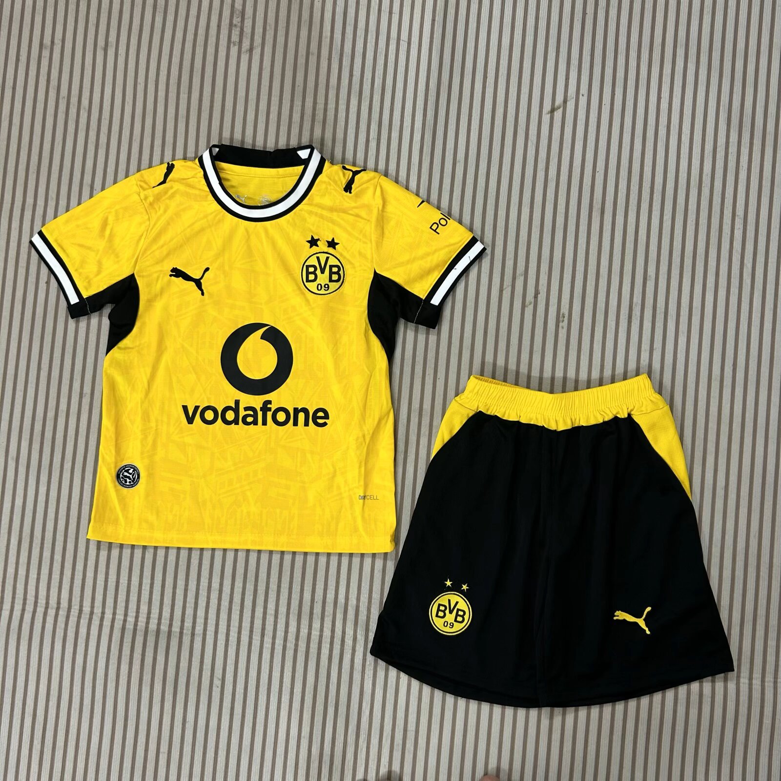 Kids 26-27  Dortmund  home   Soccer Jersey | short-sleeved