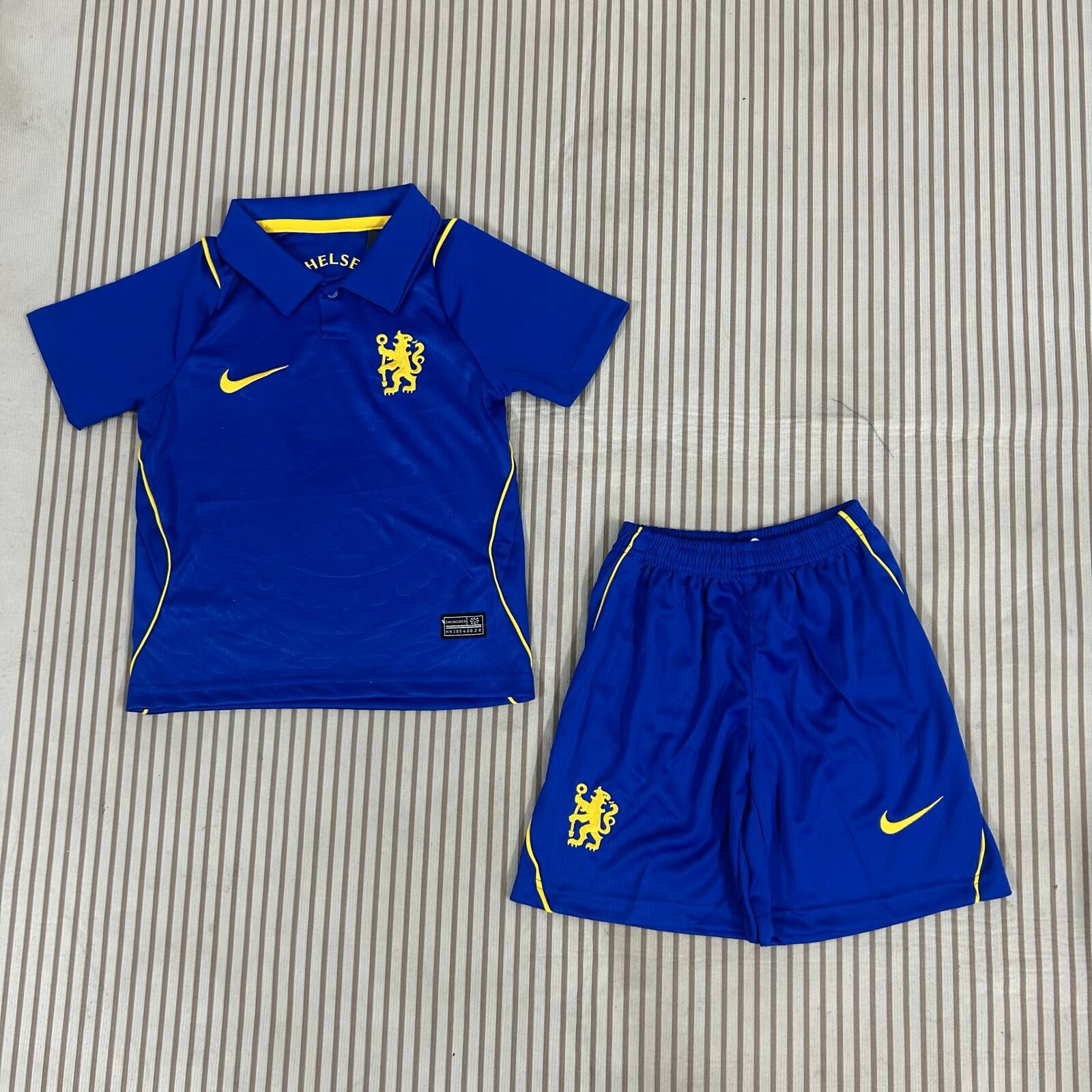 Chelsea  Kids 26-27 Home Soccer Jersey | Short-Sleeved/