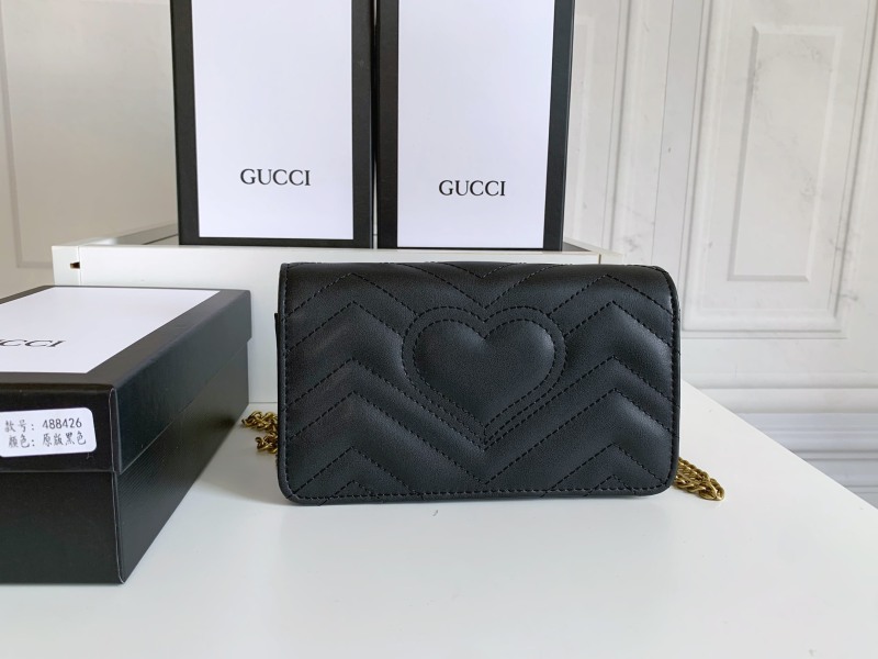 GG Marmont's new mini chain bag