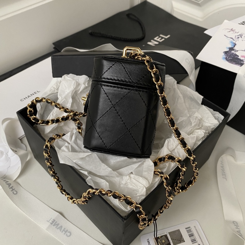 Chanel's new little box is super delicate and has an octagonal body