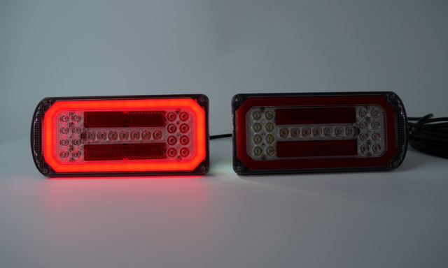 Lcv /Bike Carriers/Racks Position/Stop/Fog/Reverse/Direction/Plate 844s (ARC) 12 LED Multifunctional Rear Lamp