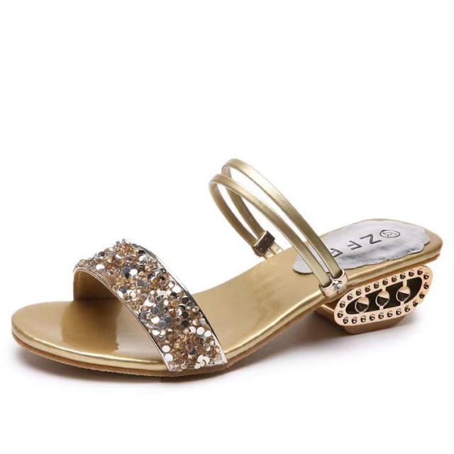 lady sandal accessory