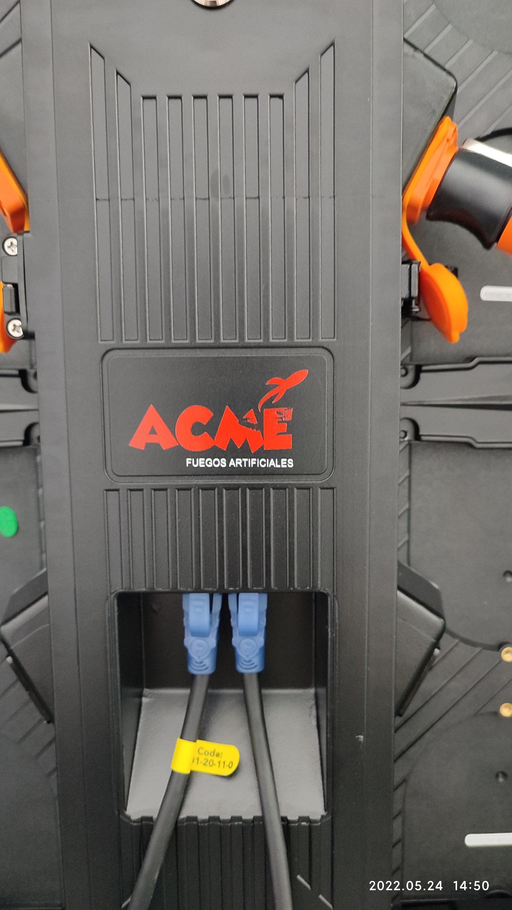 LOGO printed on the cabinet and flight case