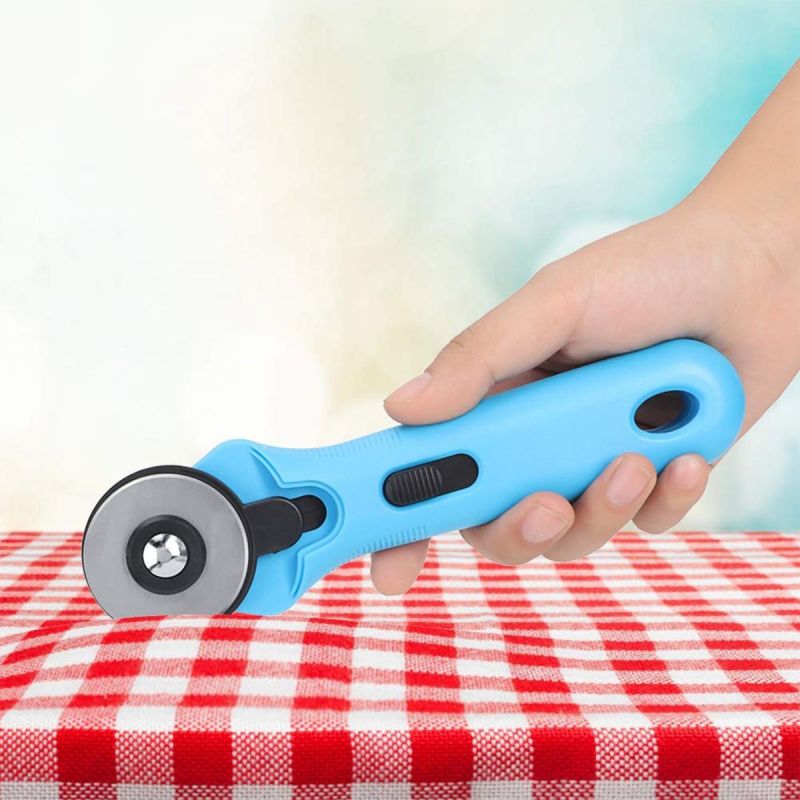 45mm Rotary Cutter For Fabric Cutter Roller with 1 Cutting Mat & 2 Blades - 811