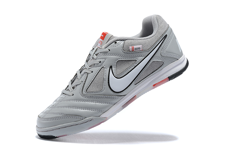 Suprem e x Nike SB Gato Limited range flats 40-45