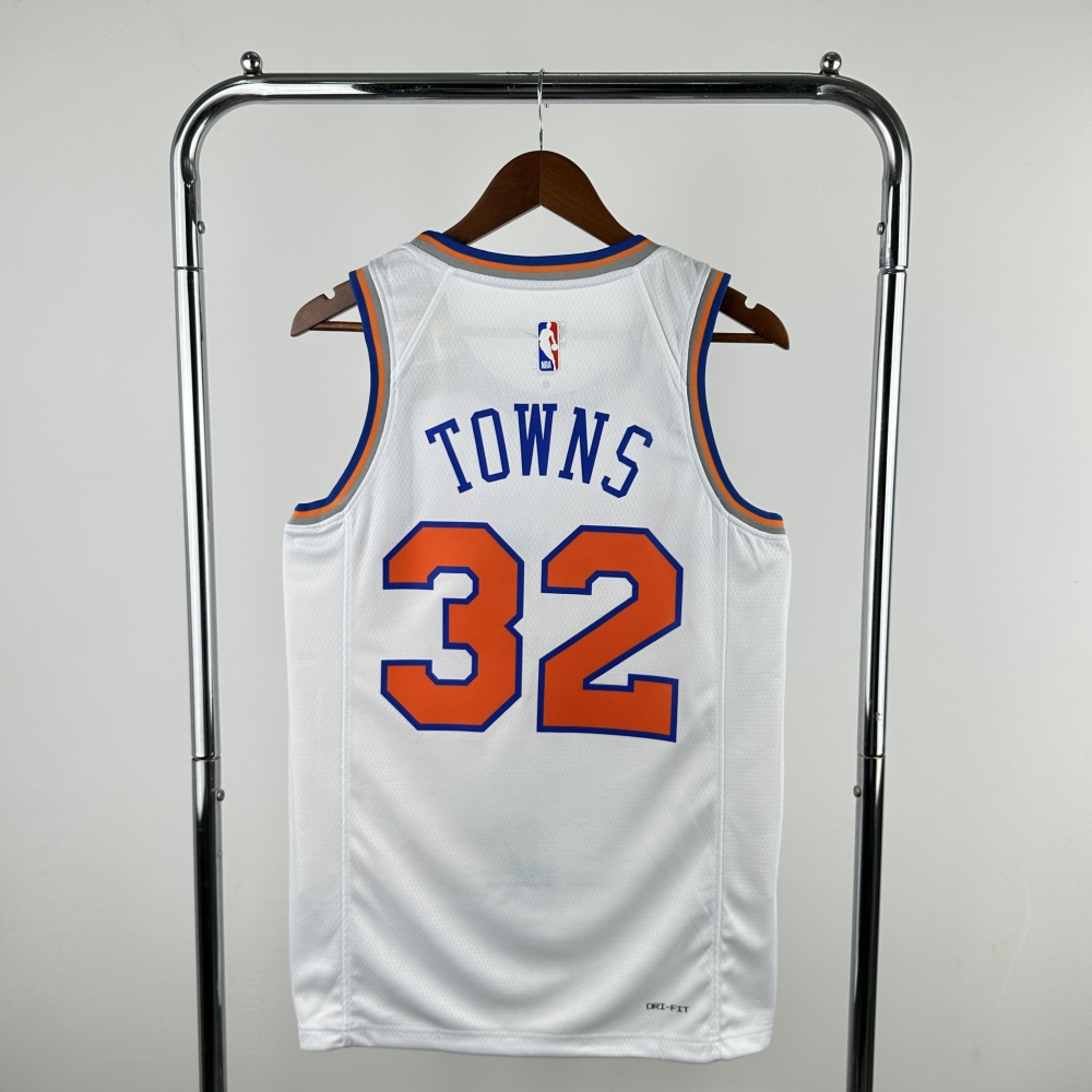 NBA Knicks white 32 Towns  NBA