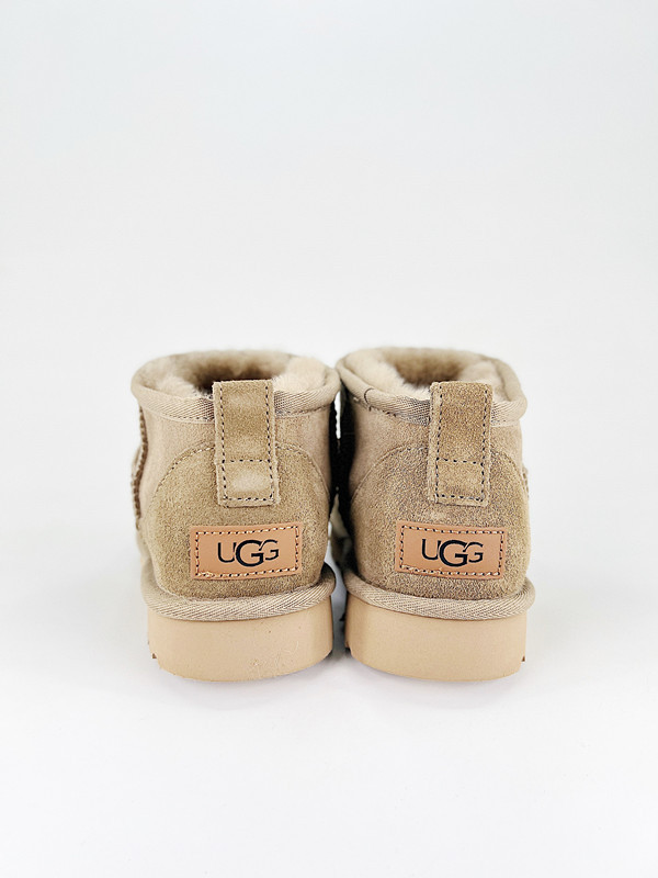 size 35-40 UGG single product Dongguan pure original UGG mini low-top autumn and winter sheep fur one snow boots full shoes with ZP factory Longfeng A grade Australia imported sheep fur one brand OEM production line fully follow the ZP process process OEM