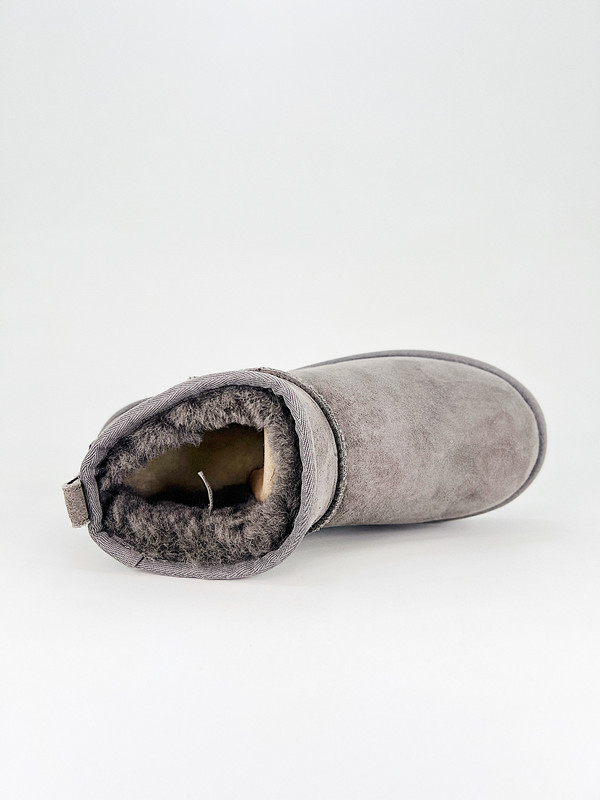 size 35-40 UGG single product Dongguan pure original UGG mini low-top autumn and winter sheep fur one snow boots full shoes with ZP factory Longfeng A grade Australia imported sheep fur one brand OEM production line fully follow the ZP process process OEM