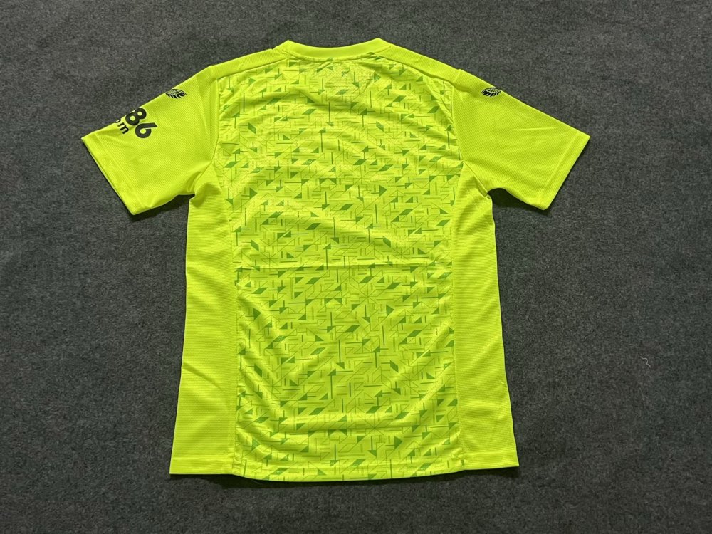 Fan edition size S-2XL 2025 2026 Wolves Soccer Jerseys 2024  2025 Wolves Football Shirt Jerseys  jersey Football jersey
