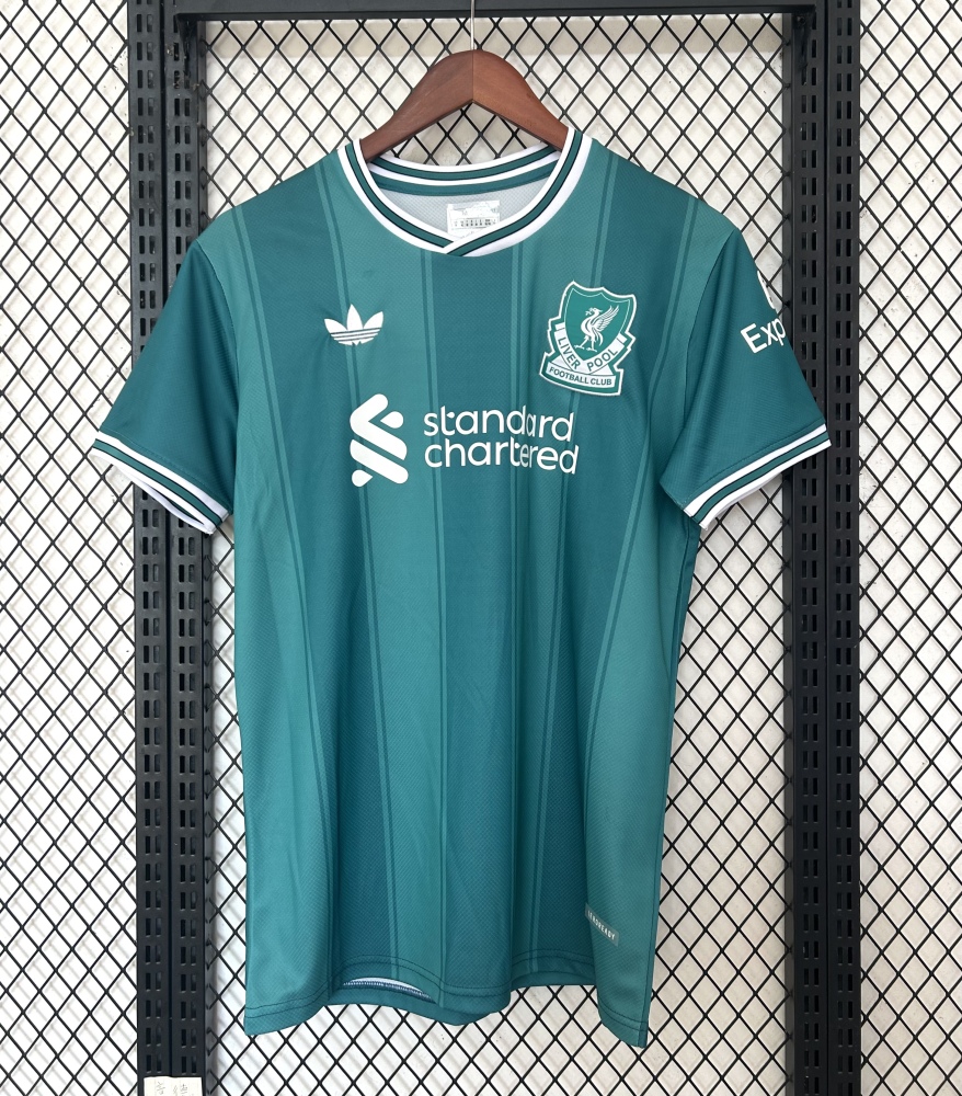 Fan edition size S-2XL 2025 2026 Liverpool Soccer Jerseys 2025 Long sleeves Liverpool Football Shirt Jerseys  jersey Football jersey