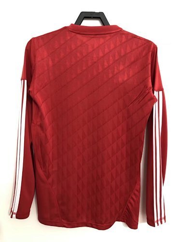 retro jerseys Football throwback jerseys 2010 2011 Liverpool Soccer Jerseys 2010 2011 Liverpool Football Shirt Jerseys jersey Football jersey