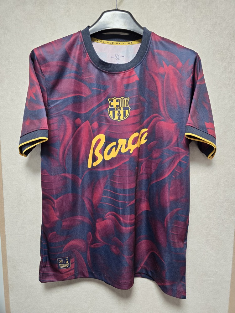 Fan edition size S-2XL 2026 2027 Barcelona Special Soccer Jerseys 2026 Barcelona Special Football Shirt Jerseys shirt jersey