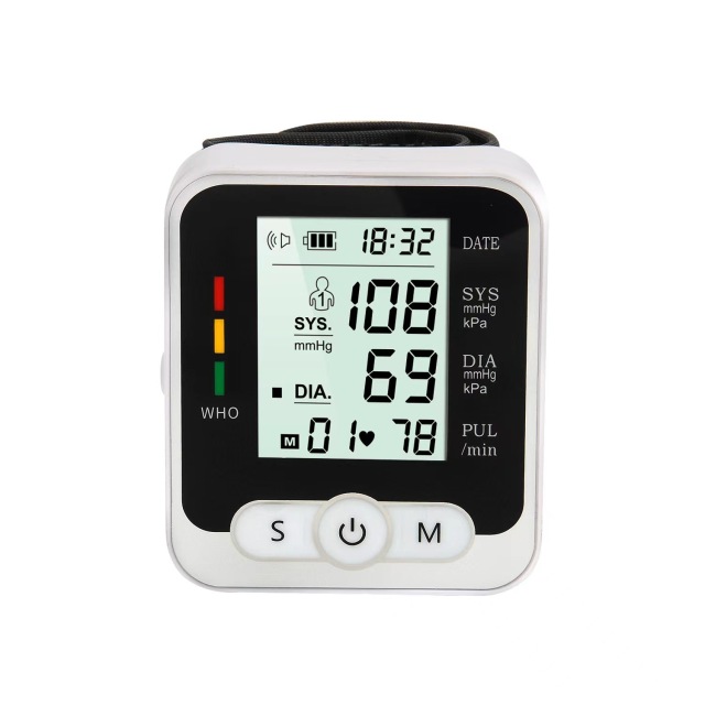 Yongrow New LED Wrist Blood Pressure Monitor Rechargeable English/Russian Voice Broadcast Sphygmomanometer Tonometer  BP Monitor