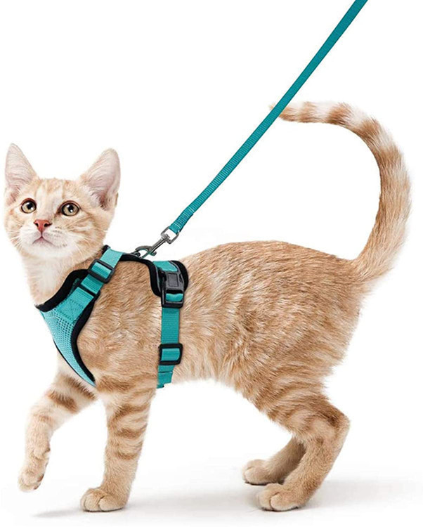 Cat Harness and Leash for Walking,Escape Proof Soft Adjustable Vest Harnesses for Cat,Breathable Reflective Strips Jacket