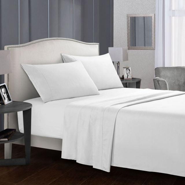 Four Piece Brushed Microfiber Bedding Sheet Set with Fitted Sheet Flat Sheet Pillowcases