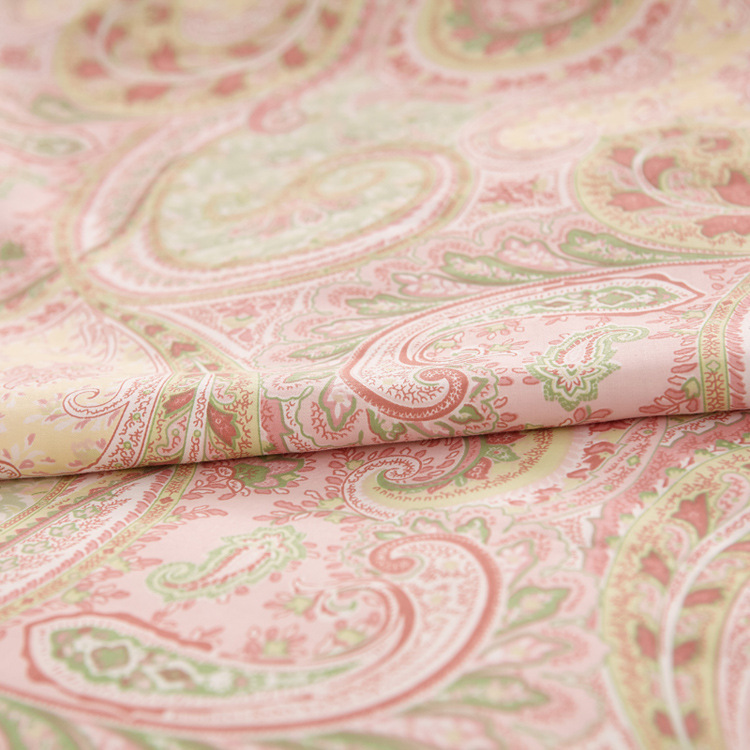 Floral Fabric Boho Design Width 2.8m Traditional Paisley Leaf Pattern