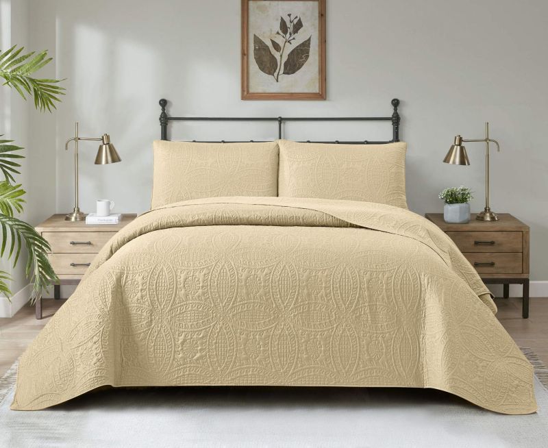 Soft Bed Summer Quilt Microfiber Bedspread Coverlet with Pillowcases