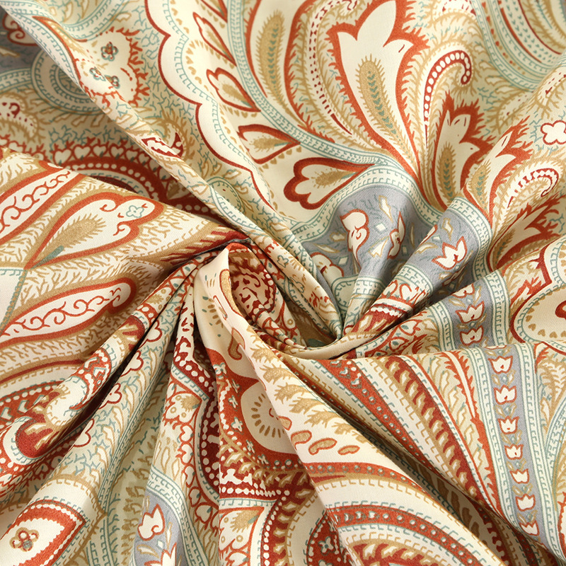 Floral Fabric Boho Design Width 2.8m Traditional Paisley Leaf Pattern
