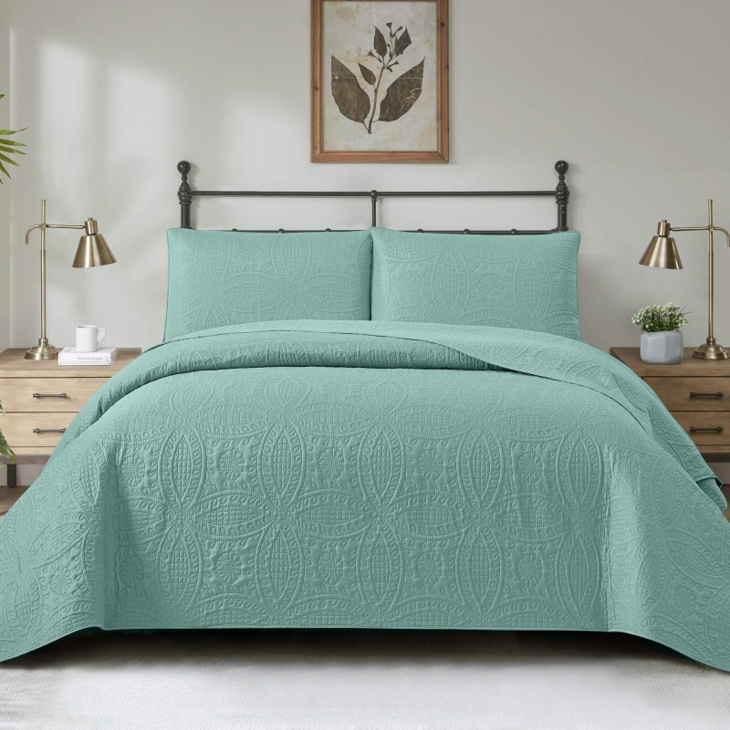 Soft Bed Summer Quilt Microfiber Bedspread Coverlet with Pillowcases